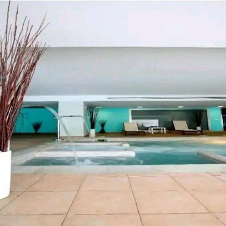 Elegante Alojamiento Con Piscina A 200 M Del Mar. Apartment Benalmadena Bagian luar foto
