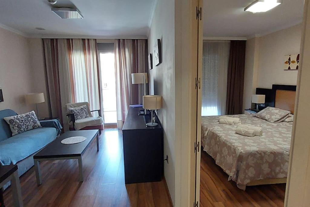 Elegante Alojamiento Con Piscina A 200 M Del Mar. Apartment Benalmadena Bagian luar foto