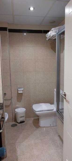 Elegante Alojamiento Con Piscina A 200 M Del Mar. Apartment Benalmadena Bagian luar foto