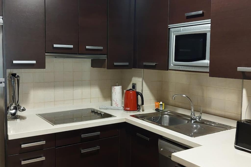 Elegante Alojamiento Con Piscina A 200 M Del Mar. Apartment Benalmadena Bagian luar foto