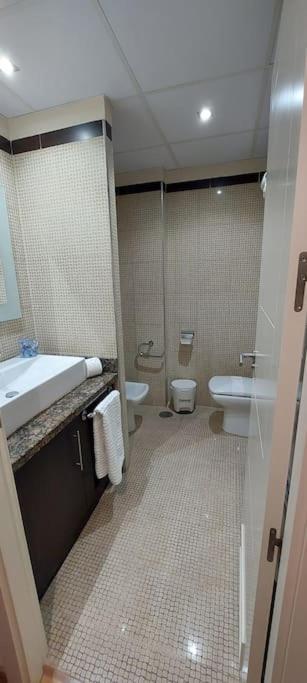 Elegante Alojamiento Con Piscina A 200 M Del Mar. Apartment Benalmadena Bagian luar foto