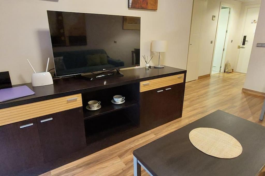 Elegante Alojamiento Con Piscina A 200 M Del Mar. Apartment Benalmadena Bagian luar foto