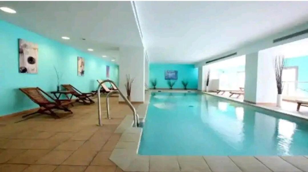 Elegante Alojamiento Con Piscina A 200 M Del Mar. Apartment Benalmadena Bagian luar foto